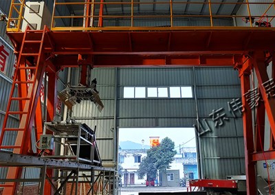 袋裝砂漿自動(dòng)裝車碼垛機(jī)，全自動(dòng)裝車機(jī)客戶使用現(xiàn)場(chǎng)